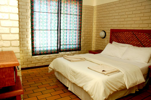 Twin Room Chalet Bakgatla Resort Accommodation Bookings Pilanesberg Game Park Budget Accommodation
